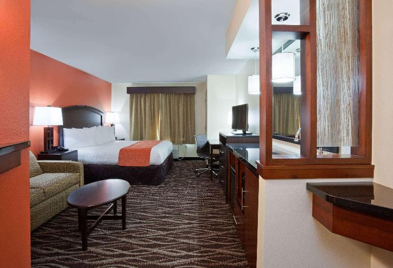 Americinn By Wyndham Waupun image