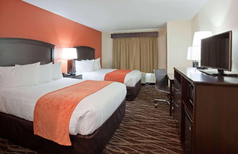 Americinn By Wyndham Waupun image