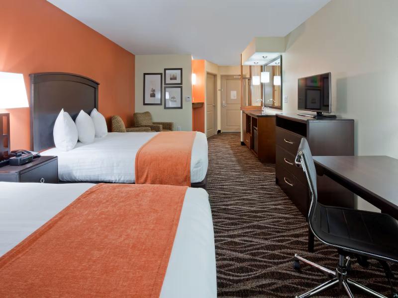 Americinn By Wyndham Waupun image