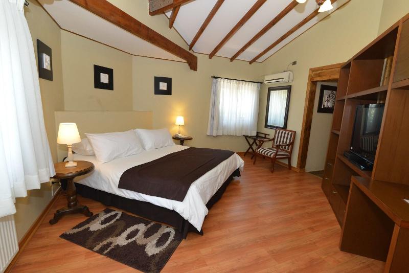 Howard Johnson Hotel Rinconada de Los Andes image