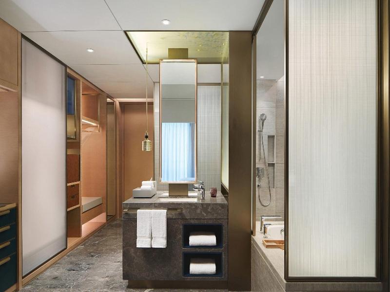Sheraton Shenzhen Nanshan image