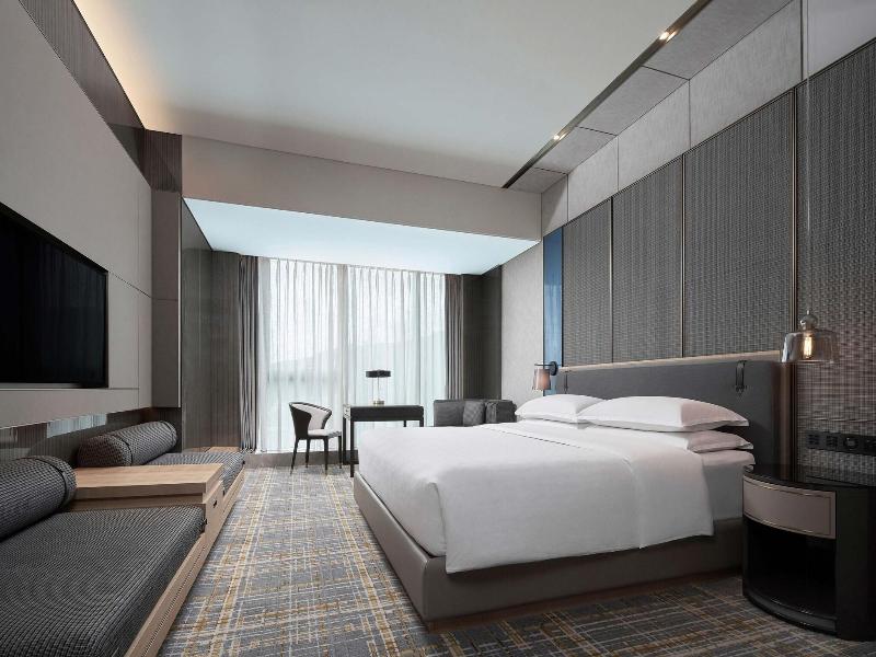 Sheraton Shenzhen Nanshan image
