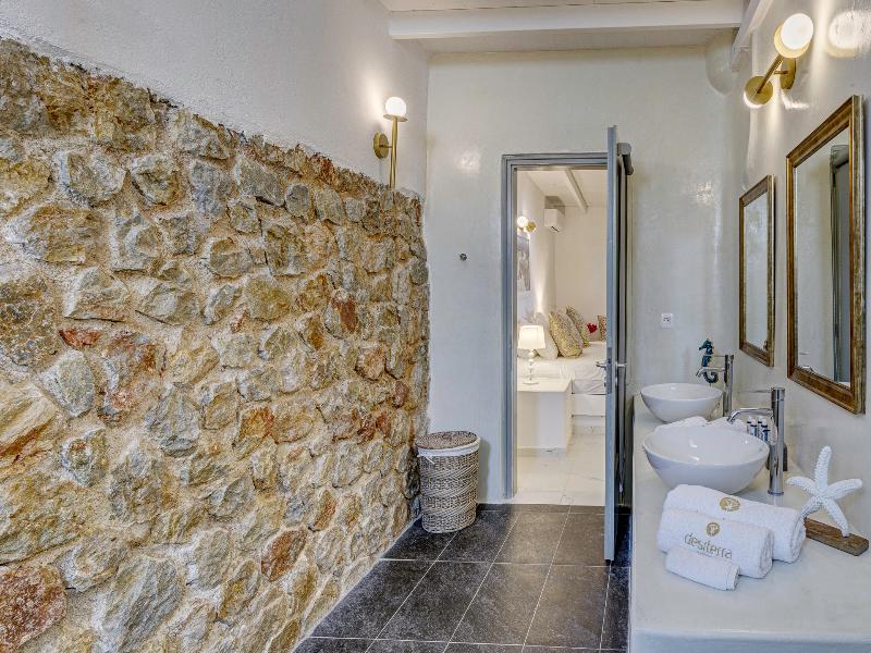 Desiterra Resort image