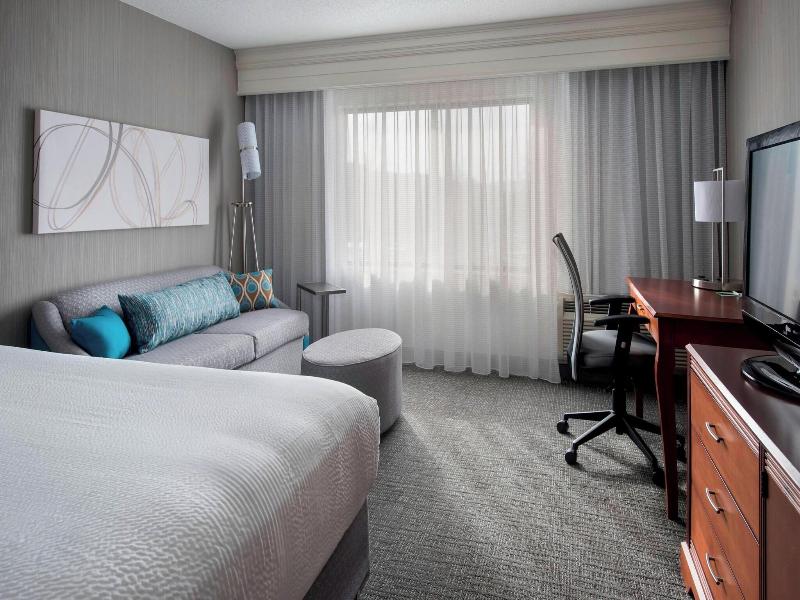 Courtyard Lebanon image