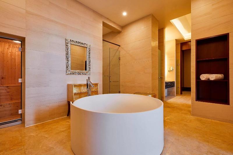 Four Points by Sheraton Liupanshui image