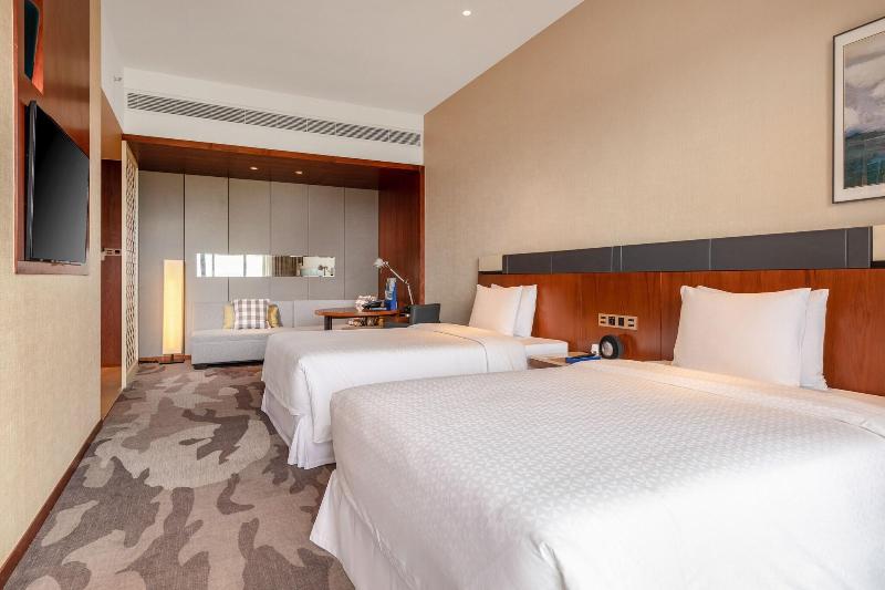 Four Points By Sheraton Guangdong, Heshan image