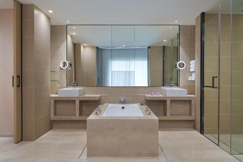 Four Points By Sheraton Guangdong, Heshan image