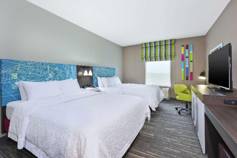 Hampton Inn By Hilton Sedalia image