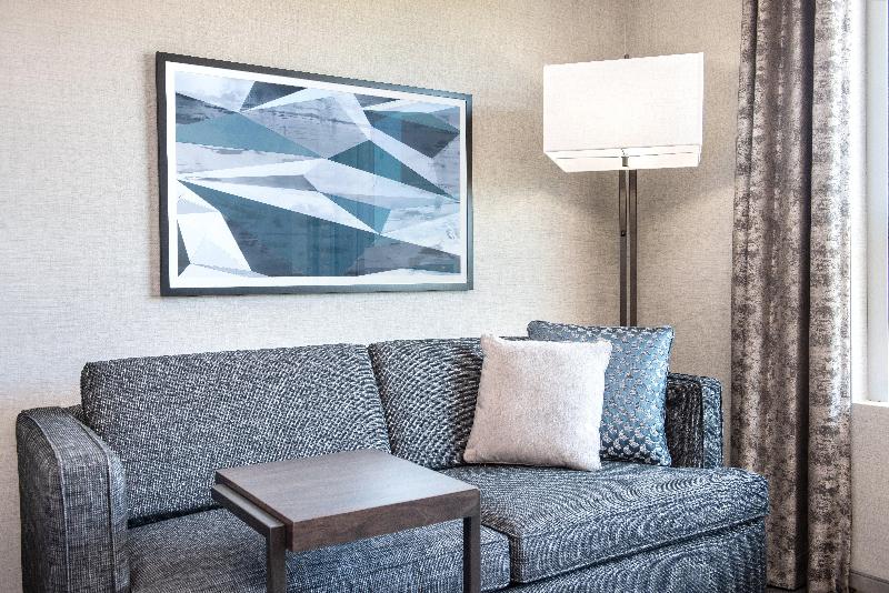 Holiday Inn Boston Logan Airport - Chelsea photo 23