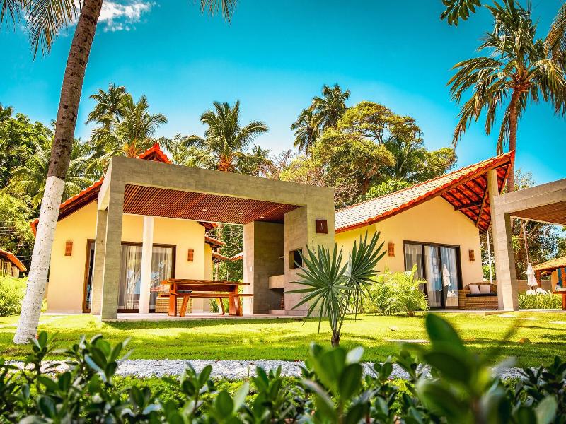 Costa Dourada Village image