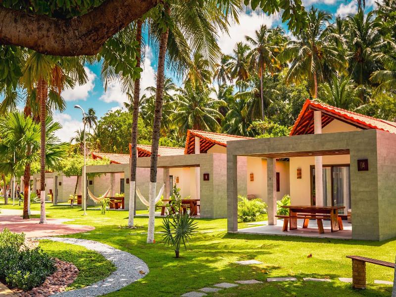 Costa Dourada Village image