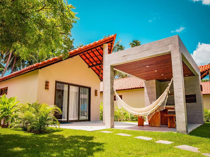 Costa Dourada Village image
