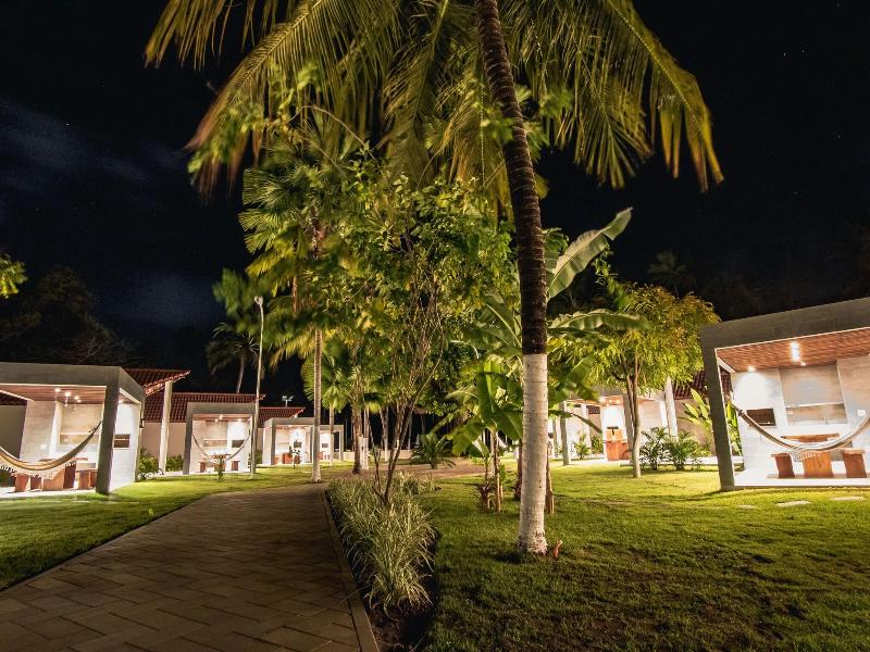 Costa Dourada Village image