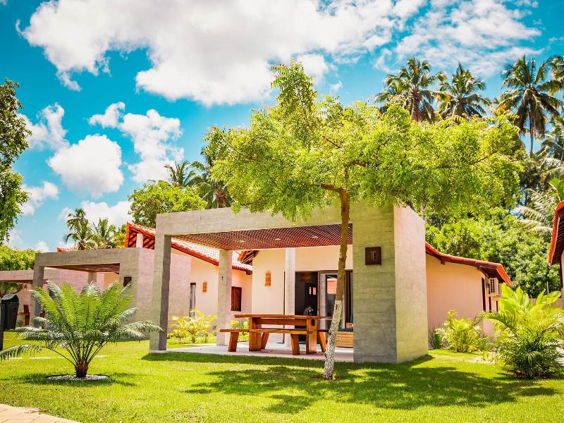 Costa Dourada Village image