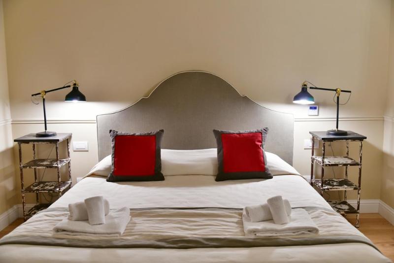La Croce d'Oro Santa Croce Suite Apartments image