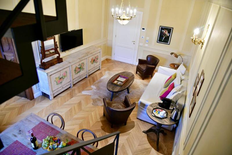 La Croce d'Oro Santa Croce Suite Apartments image
