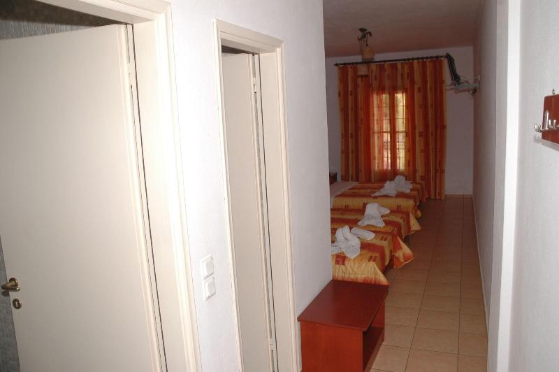 Agnanti Hotel image