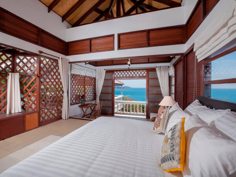 Baan Khunying - Secluded Phuket Beachfront Villa image