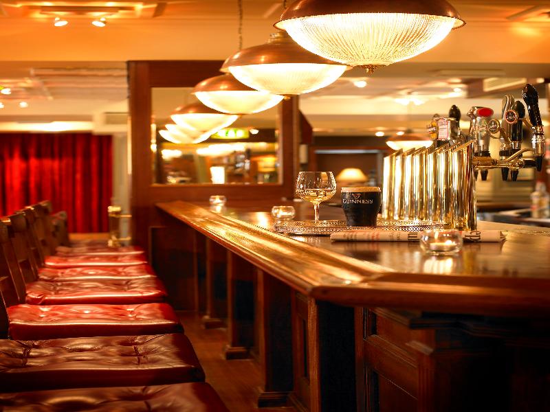 Castlecourt Hotel image