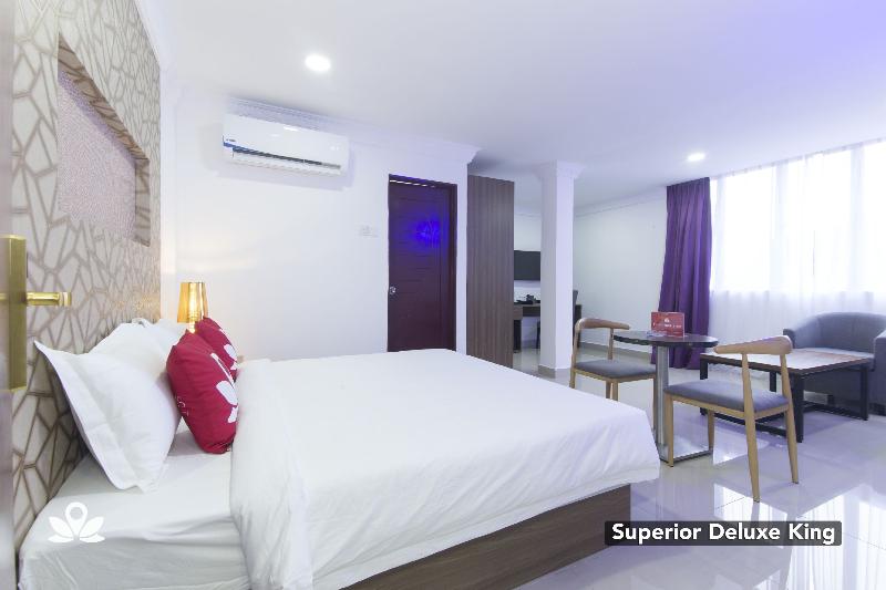 ZEN Rooms Poorna Hotel image