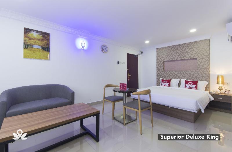 ZEN Rooms Poorna Hotel image