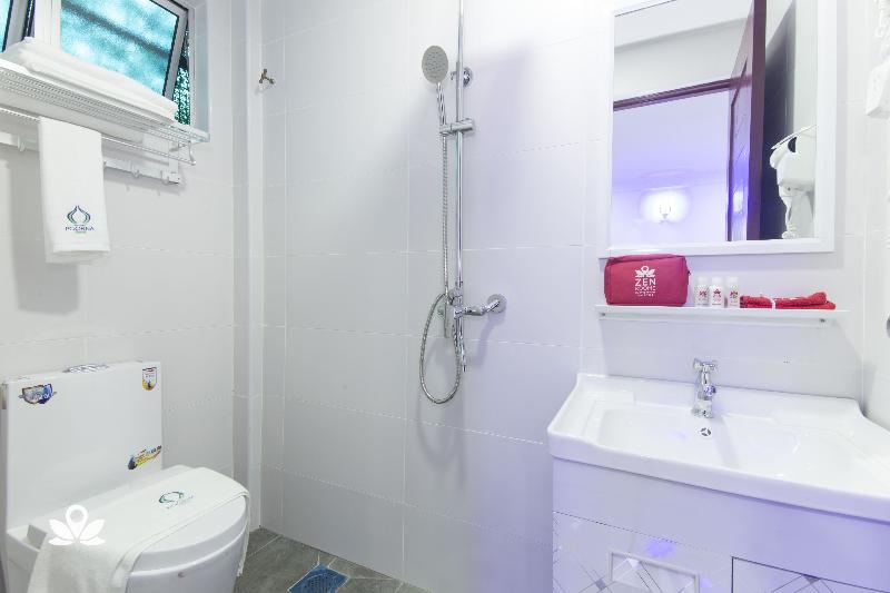 ZEN Rooms Poorna Hotel image