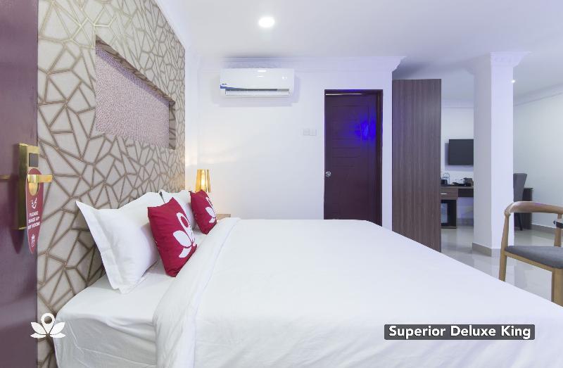 ZEN Rooms Poorna Hotel image