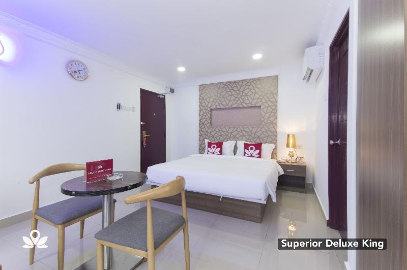 ZEN Rooms Poorna Hotel image