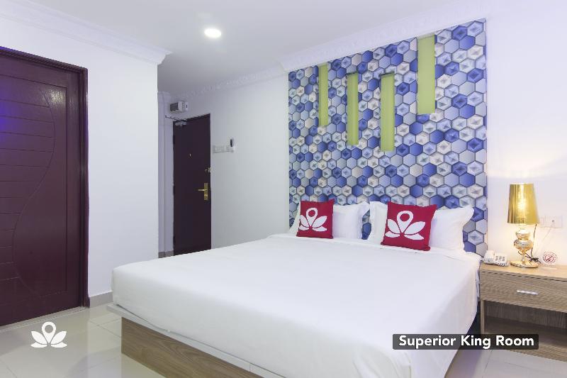ZEN Rooms Poorna Hotel image