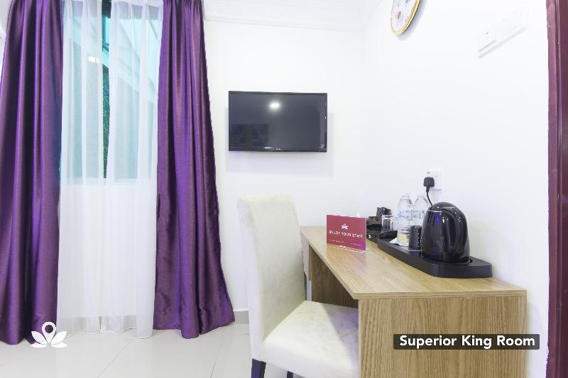 ZEN Rooms Poorna Hotel image
