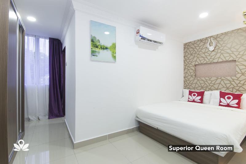 ZEN Rooms Poorna Hotel image