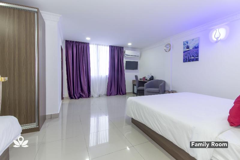 ZEN Rooms Poorna Hotel image