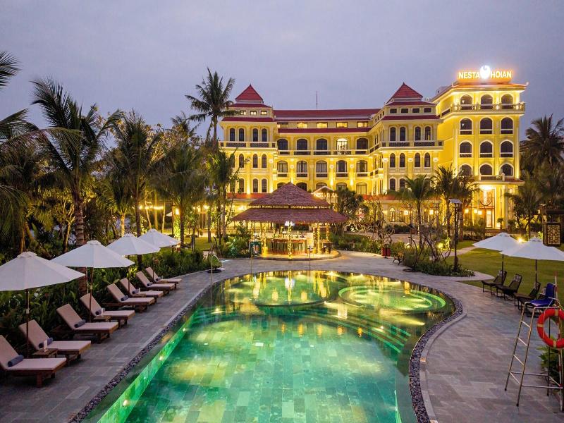Lu Na Diamond Riverside Hotel image