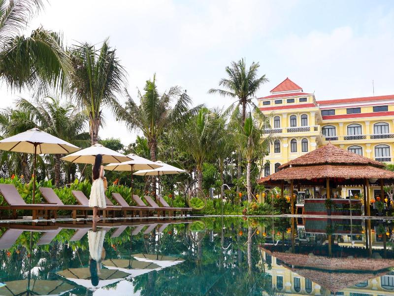 Lu Na Diamond Riverside Hotel image
