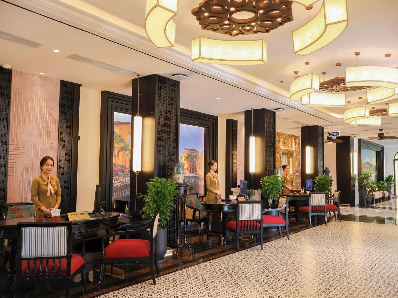 Lu Na Diamond Riverside Hotel image