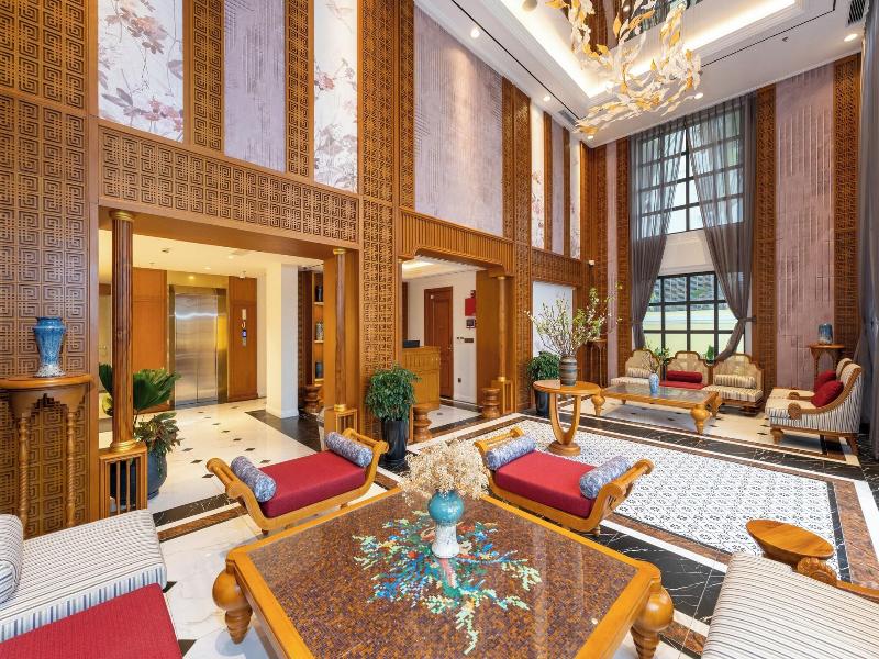 Lu Na Diamond Riverside Hotel image
