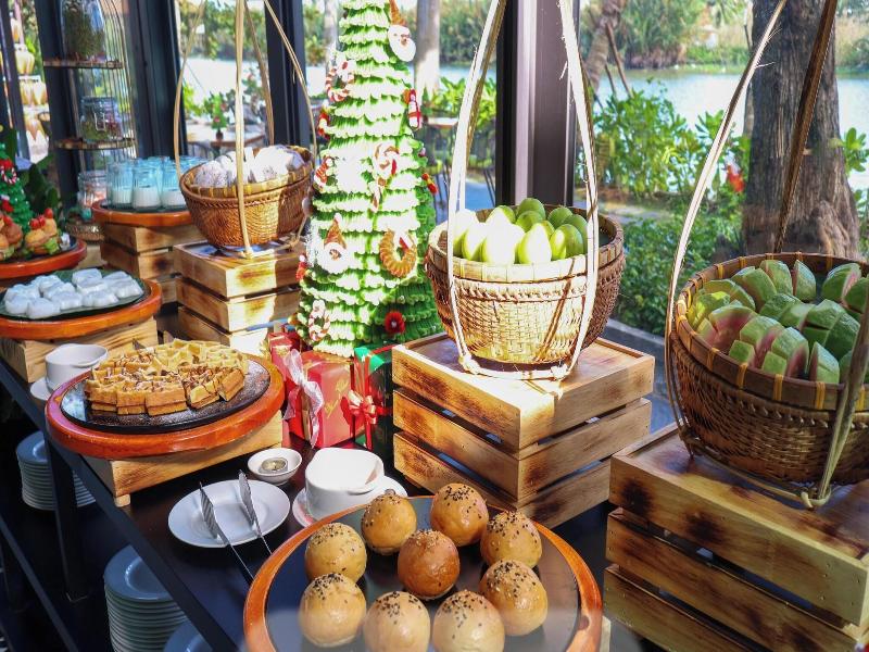 Lu Na Diamond Riverside Hotel image
