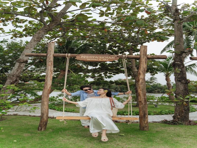 Lu Na Diamond Riverside Hotel image
