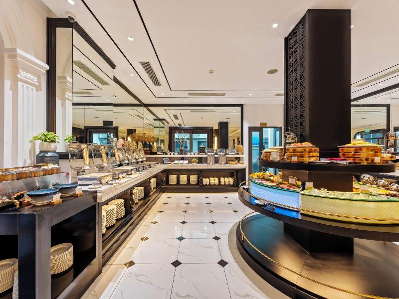 Lu Na Diamond Riverside Hotel image
