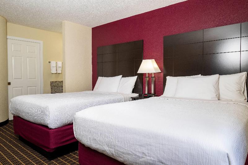 Baymont Inn And Suites By Wyndham Mukwonago image