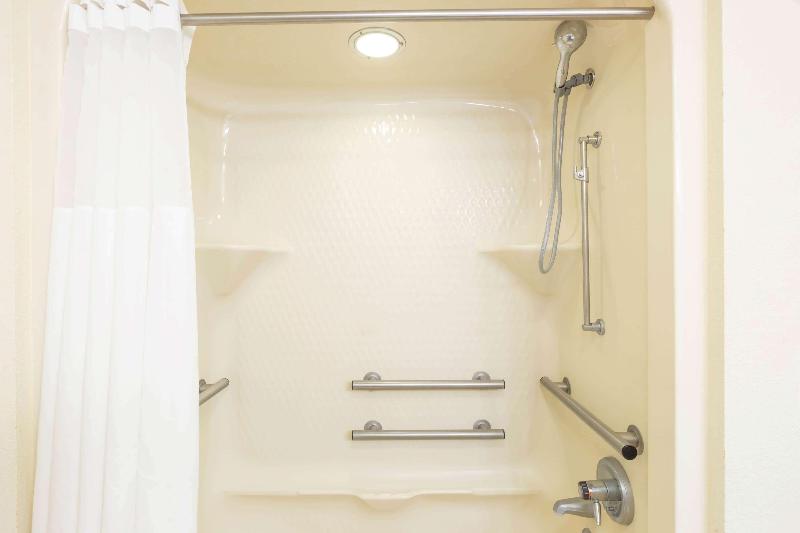 Baymont Inn And Suites By Wyndham Mukwonago image