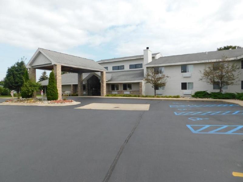 AmericInn Wyndham Oscoda Near AuSable River image