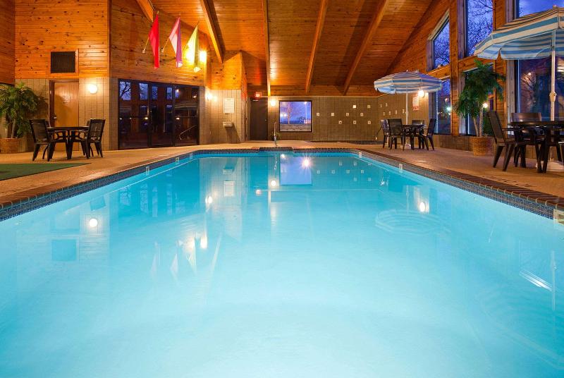 AmericInn Wyndham Oscoda Near AuSable River image