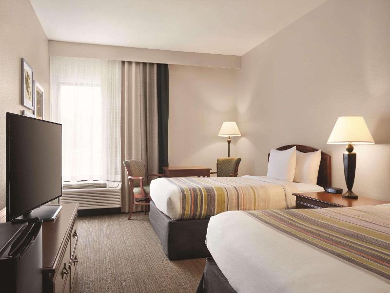 Country Inn & Suites By Radisson, Bryant image