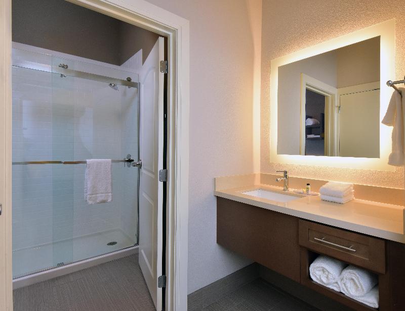 Staybridge Suites Wisconsin Dells - Lake Delton photo 21
