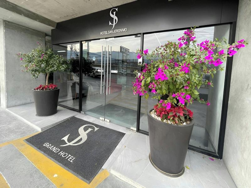 Sj Grand Hotel Monterrey image