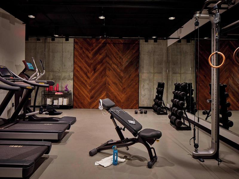 Moxy Minneapolis Uptown — photo 2