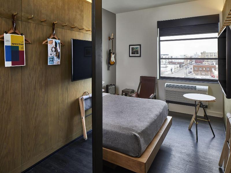 DOUBLE QUEEN SIZE BED