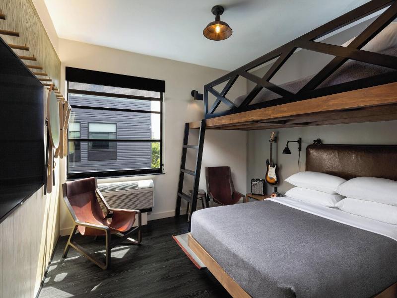 DOUBLE QUEEN SIZE BED