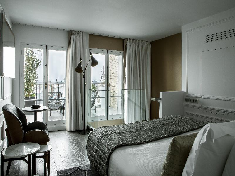 La Clef Champs-Elysées by The Crest Collection image